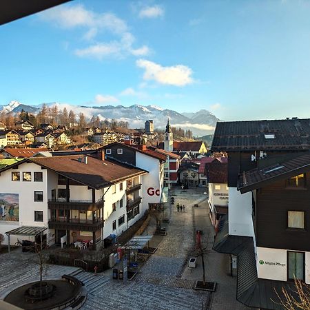 Hotel Zum Goldenen Hirsch Зонтгофен Екстер'єр фото